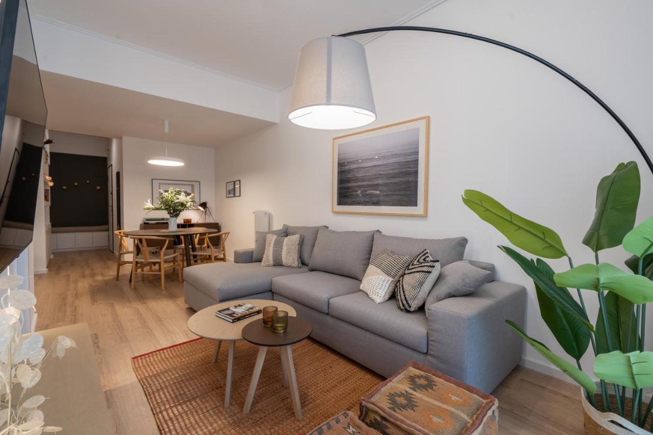 Unique 2 Bedrooms Apartment, Steps To Plaka And City Center Athens Exterior photo