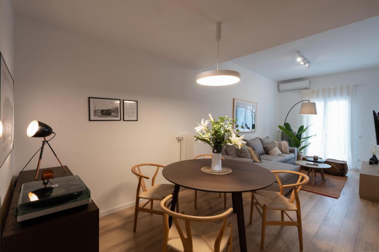 Unique 2 Bedrooms Apartment, Steps To Plaka And City Center Athens Exterior photo